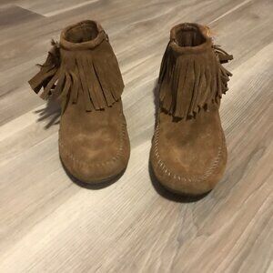 Minnetonka Ladies Brown Suede Leather Moccasins Size 8.5